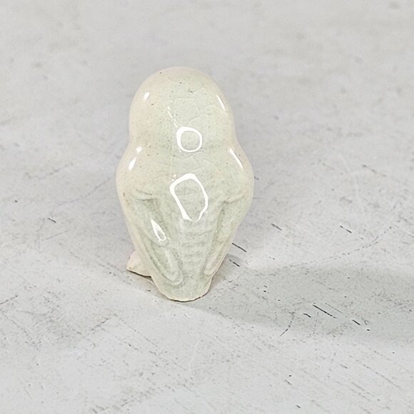 Hagen Renaker Baby Snowy Owl Miniature Figurine Orange Eye Variation - Picture 4 of 12